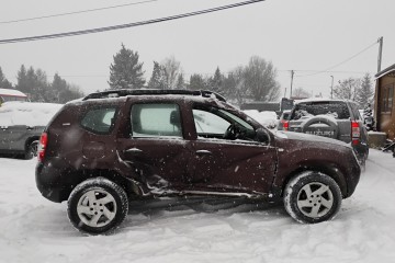 2017r, SALON POLSKA. Uszkodzony prawy bok.