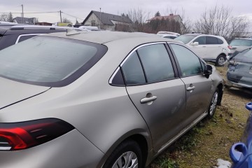 I rej. 04/2023r, Salonowa, 1.5 Benzyna, Uszkodzony przód. VAT 23%