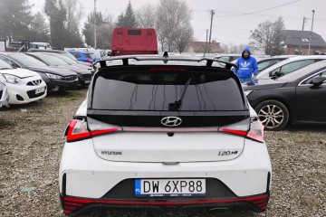 N 12/2023r. 1.6 Benzyna 204KM. Uszkodzony. Poobijany. Pali. VAT 23%