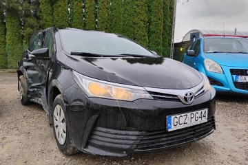 2019r, 1.6 Benzyna. Uszkodzone boki. Jeździ.