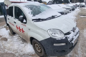 2016r, 1 2 Benzyna. Uszkodzony lewy przód. VAT 23% brutto