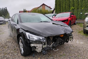 2016r, 1.6 HDI. Uszkodzony przód. Poobijany. Jeździ.