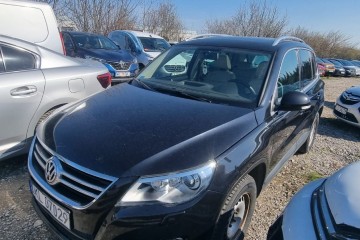 11/2008r, 2.0TDI. Uszkodzony prawy bok. Jeździ.