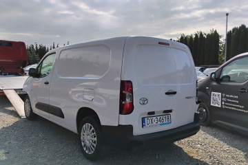12/2024r NOWY MODEL, 1.5 D4D. LONG. Uszkodzony przód. Pali. VAT 23%