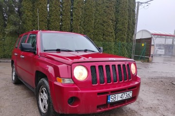 2009r,  2.0 Benzyna. AUTOMAT. Lekko uszkodzony lewy bok. Jeździ.