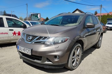 2011r, 2.5 DIESEL. 4x4. AUTOMAT. Lekko uszkodzony prawy przód. Jeździ.