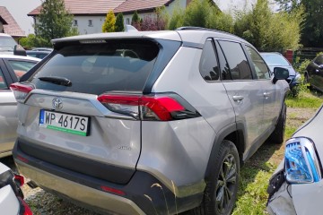 02/2024 Salonowa, 2.0 Benzyna, 4x4, AUTOMAT. Uszkodzony przód