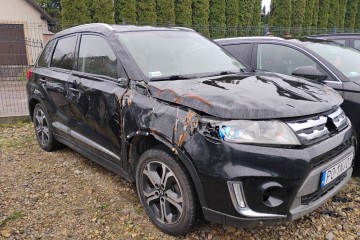 2017r, SALON POLSKA. 1.6 Benzyna. 4x4. Uszkodzony. Poobijany. Jeździ.