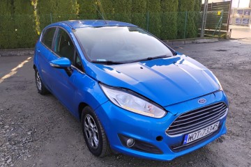 2015r, 1.5 TDCI. Lekko uszkodzony przód i tył. Jeździ