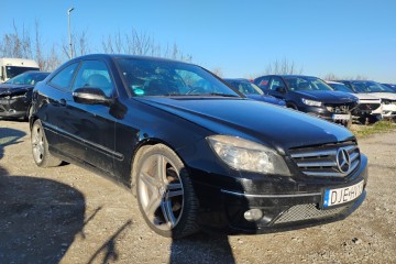 2009r, 1.8Benzyna. Lekko uszkodzony lewy bok. Jeździ.