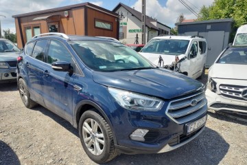 2017r, SALON. 2.0 DIESEL. 4x4. Uszkodzony lewy bok i tył.Jezdzi. VAT23