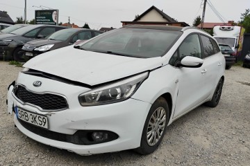 2015r, 1.6 CRDI. Uszkodzony prawy przód. Jeździ.