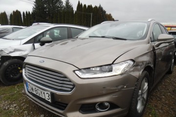 12/2019r, Salonowy, 1.5 Benzyna.-AUT. Uszkodzone boki. Jeździ. VAT 23%