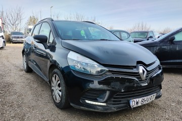 11/2017r, Salon Polska. 1.5 DCI. Lekko uszkodzony przód. Jeździ. VAT23