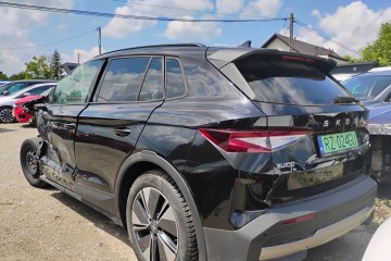 60 63KWh. 2025r, SALONOWY Elektryczny. AUT. Uszkodzony lewy przód.