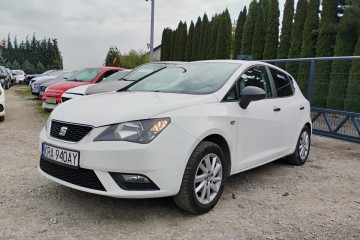 2016r, 1.2 TSI. Lekko uszkodzony prawy tył. Jeździ.