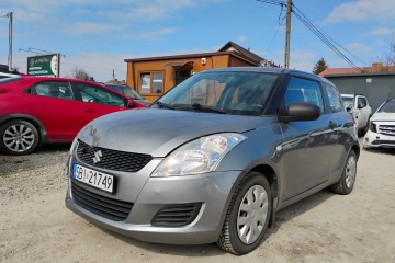 I rej 2012r, 1.2 Benzyna. Delikatnie uszkodzony prawy przód. Jeździ.