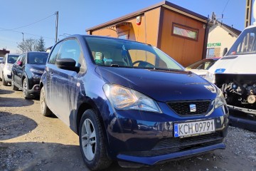 2013r, 1.0 Benzyna. Lekko przetarty lewy bok. Jeździ.