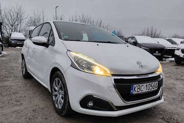 2016r, 1.2 Benzyna. Uszkodzony lewy bok. Jeździ.