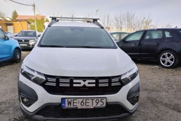 2924r, SALON. 1.0Benzyna. Uszkodzone boki. Poobijana. VAT 23% brutto