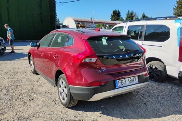 2016r, 2.0 DIESEL. Uszkodzony przód. Jeździ.