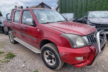 12/2012r, 2.0 LPG. 4x4. Lekko przerysowany prawy bok. Jeździ.