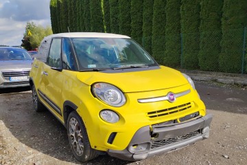 2014r, 1.6 Diesel. Uszkodzony . Poobijany. Jeździ.