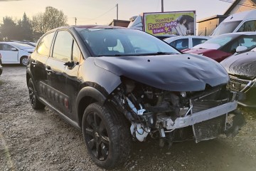 2019r, 1.2 Benzyna. Uszkodzony. Poobijany. Pali.