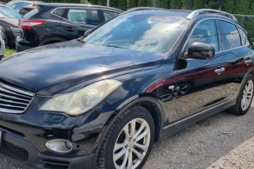 2011r, 3.0 Diesel. AUTOMAT. 4x4. Uszkodzony prawy przód. Jeździ