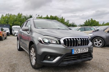 2017r, 1.0 Benzyna. 4x4. Lekko uszkodzony lewy przód i tył. Jeździ.