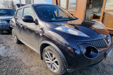 11/2013r, 1.5 DCI. Lekko uszkodzony tył. Jeździ.