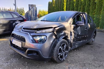 2024r, 1.2Benzyna, SALON POLSKA. Uszkodzone boki. Jeździ.