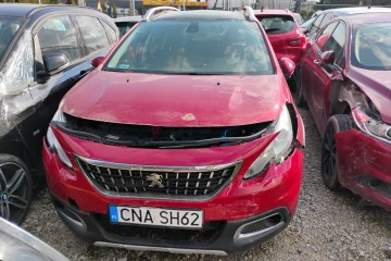 2017r, SALON POLSKA, 1.2 Benzyna. Lekko uszkodzony przód. Jeździ. VAT