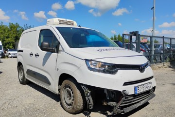 I rej 2024r, 1.5 DIESEL. Chłodnia. Uszkodzony lewy bok. Jeździ. VAT23%