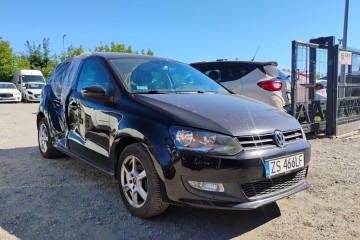 2011r, 1.2 Benzyna. Uszkodzony prawy bok. Jeździ.