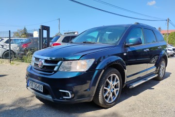 2013r, 2.0 DIESEL. 4x4. AUT. 7 osób. Lekko uszkodzony przód. Jeździ.