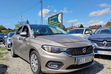 2018r, SALON POLSKA. 1.4 Benzyna. Uszkodzony. Poobijany. Jeździ.