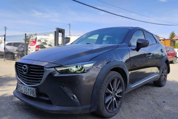 2017r, Salonowa. 1.5 Diesel. Uszkodzony dach. Poobijany. Jeździ