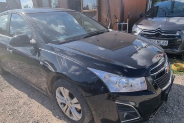2013r, 1.7 CRDI. Lekko uszkodzony tył. Jeździ.