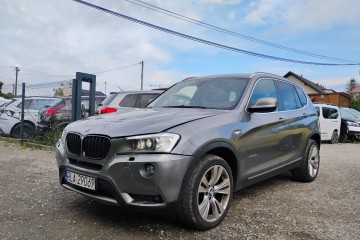 2012r, 2.0 Benzyna. 4x4. AUTOMAT. Lekko uszkodzony przód. Jeździ.