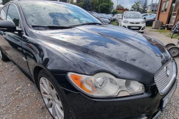 2011r, 2.7 Diesel. Lekko uszkodzony tył. Jeździ.