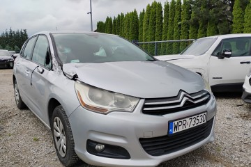 2011r, 1.6 HDI. Lekko uszkodzony prawy bok.