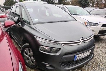 2014r, 1.6HDI. Lekko uszkodzony lewy tył. Jeździ