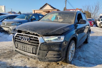 2017r, 2.0Benzyna. AUT Uszkodzony prawy bok. Poobijany. Jeździ. VAT 23