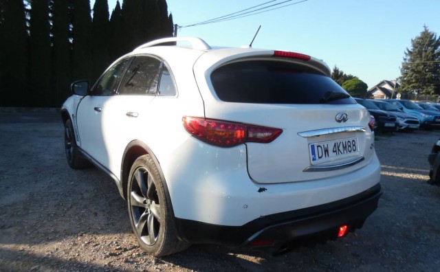 infiniti