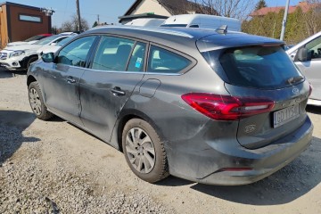 11/2025r, SALON POLSKA 1.0 Benzyna/HYBRID. Uszkodzony prawy przód. VAT