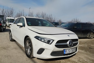 2018r, 1.5 DIESEL. AUTOMAT. Uszkodzony tył. Poobijany. Jeździ.