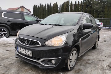 12/2017r, 1.0 Benzyna. Lekko uszkodzony tył. Jeździ.