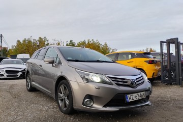 2014r, SALON POLSKA. 2.0 DIESEL. Lekko uszkodzony lewy przód. Jeździ.