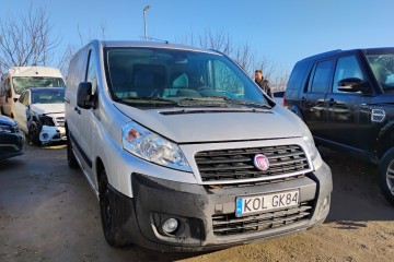 12/2013r, SALON POLSKA. 2.0 DIESEL. Uszkodzony lewy bok. Jeździ.